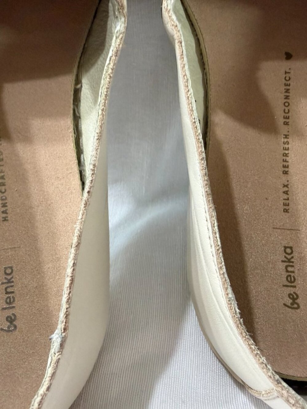 BeLenka Rosaluna Two-Tone V-Cut Slip-On Loafer - Cream and Black - size 40 - Picture 6 of 7
